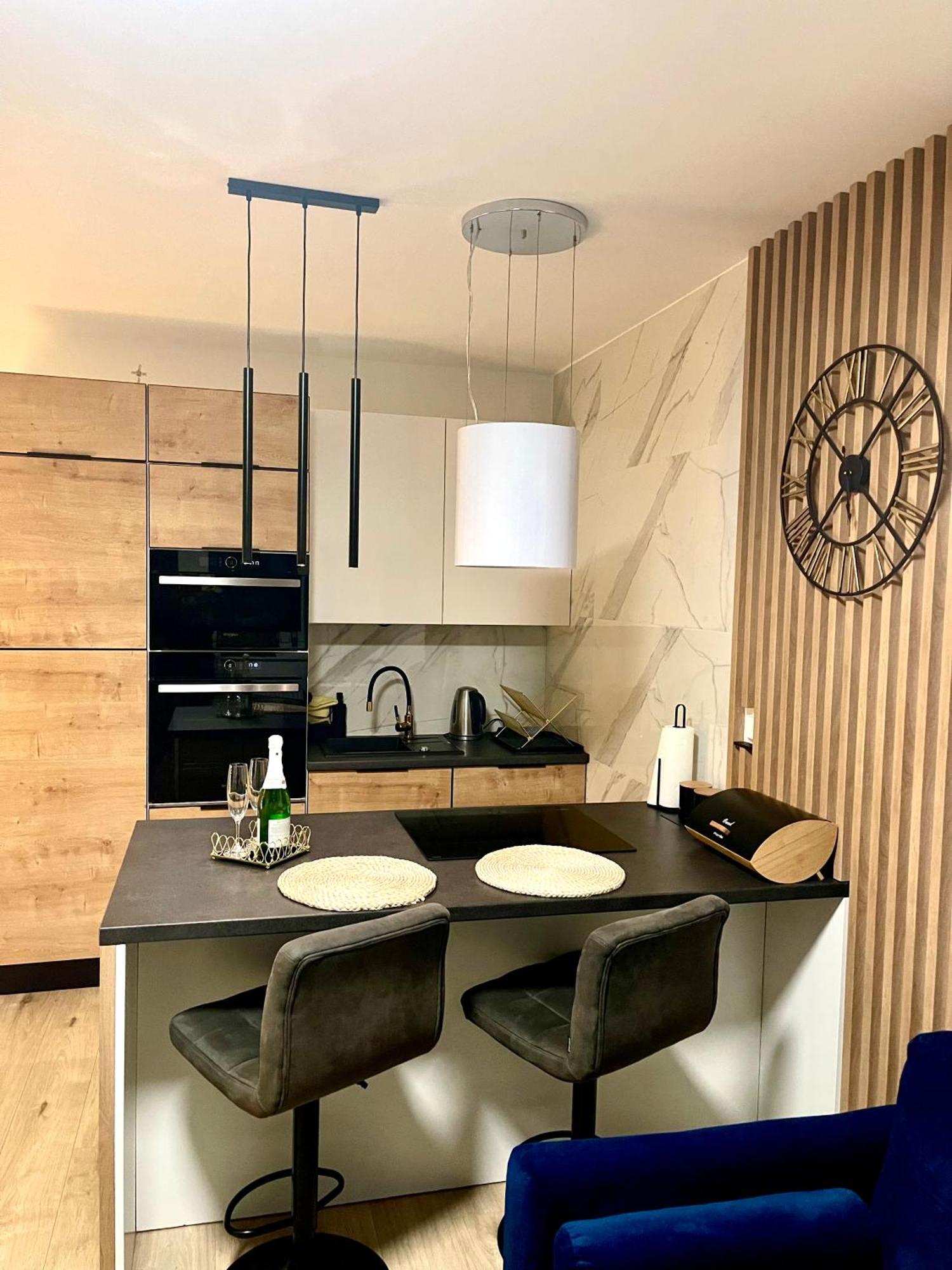 Apartman Pod Tatrami Poprad Exteriör bild