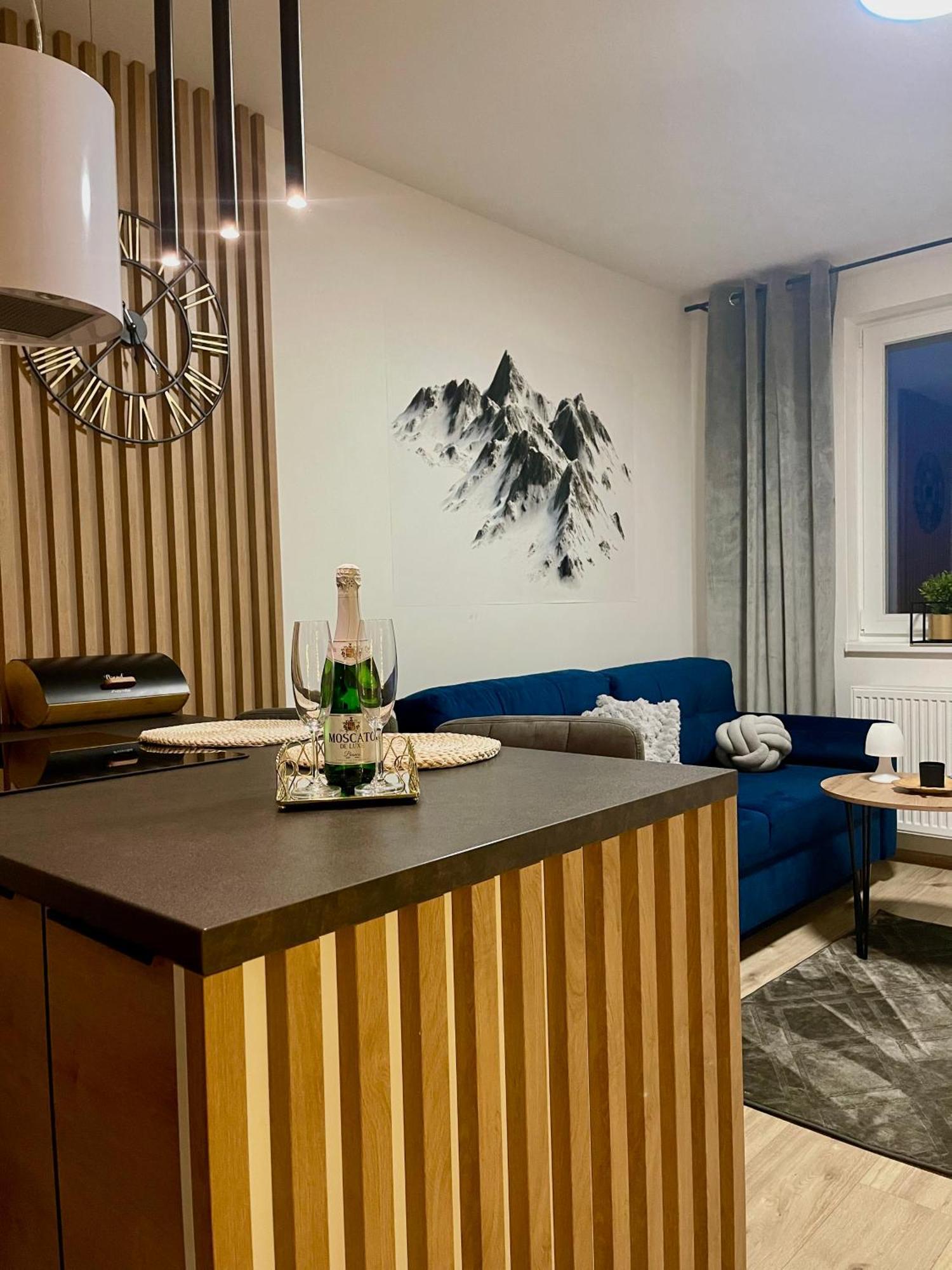 Apartman Pod Tatrami Poprad Exteriör bild